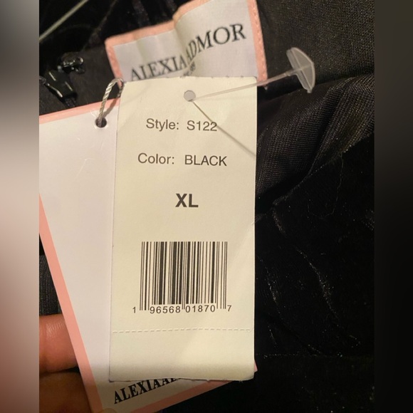 NWT Alexia Admor Black Velvet Pleated Midi Length Skirt Holiday Christmas - Picture 6 of 8